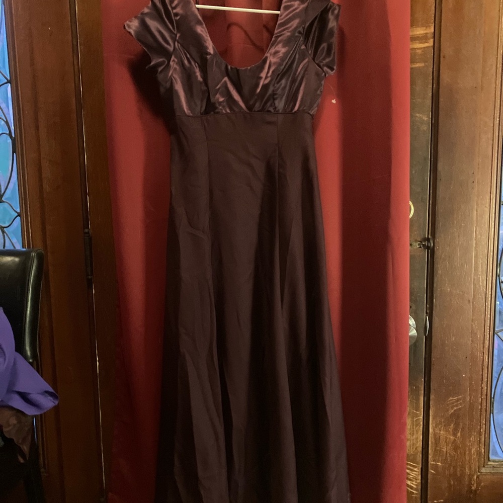 Purple Sleeveless Sweetheart Maxi Gown